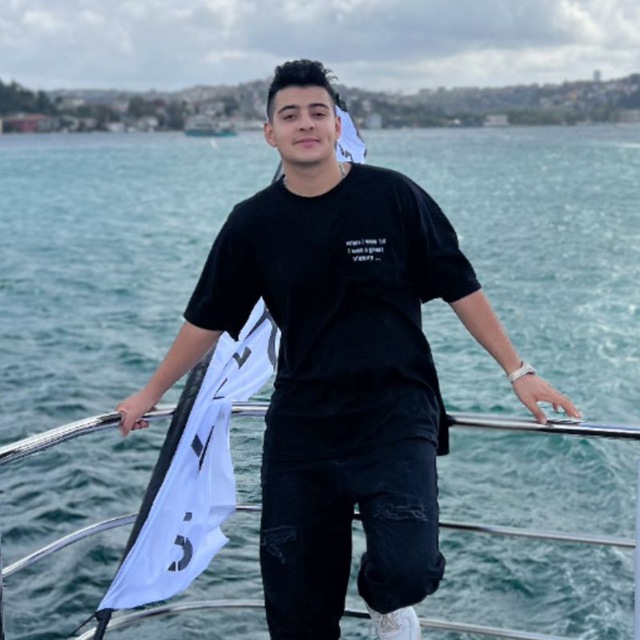 WhAlE_ChAnEl
